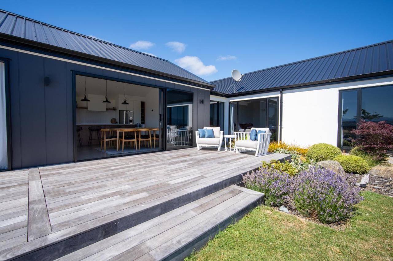 Lake House - Te Anau Holiday Home Eksteriør billede
